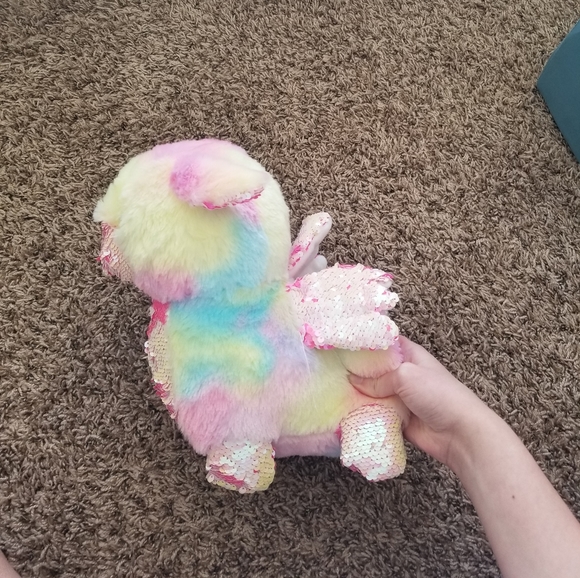 Rainbow Rare Plush Lamb With Wings Flip Sequence! - Picture 5 of 8